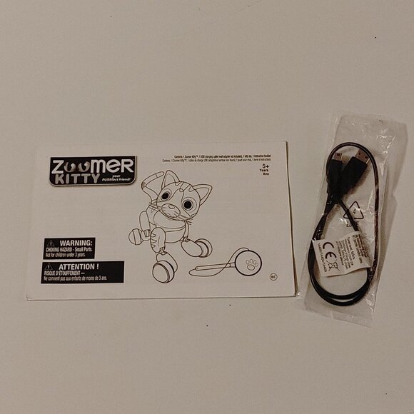 Zoomer Kitty Orange Tabby Cat Carrier Cat Charging Cable Manual Ball Toy Tail - Picture 13 of 14